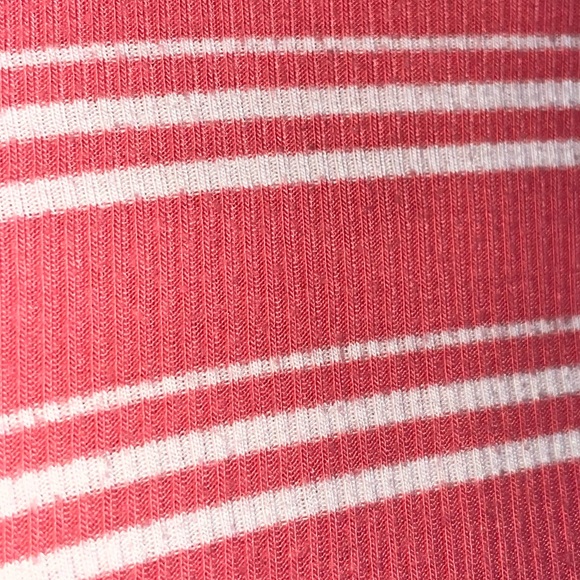 Striped Ribbed Scoop Neck Tee - Picture 4 of 5